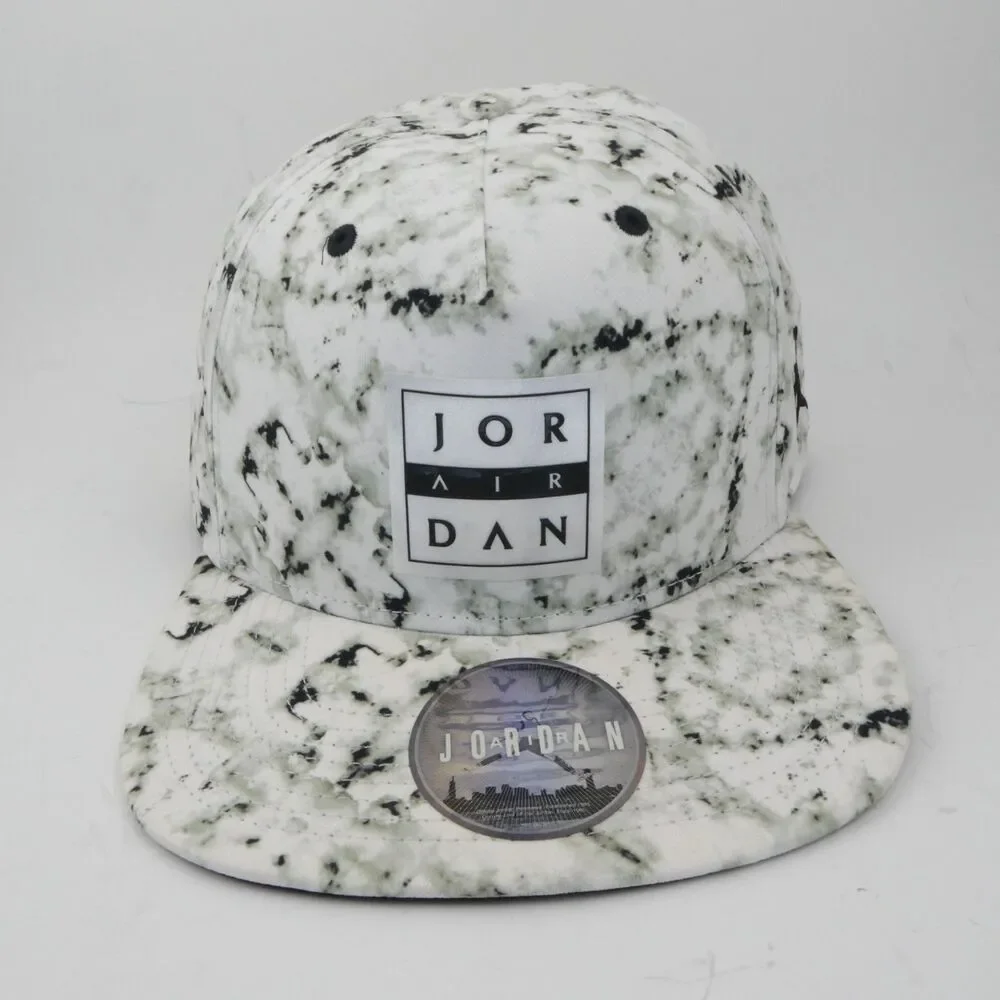 Air Jordan Hat Men White Black Seasonal Print Jumpman Snap Back Cap -RARE-
